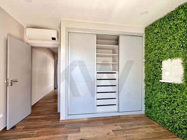 Villa in Canada - view 1