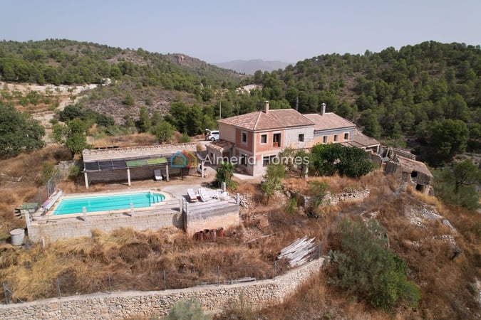 House in Oria - view 1