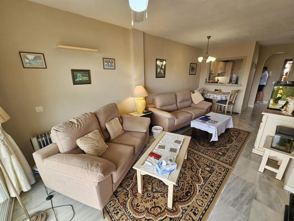 Apartment in Sitio de Calahonda - view 1