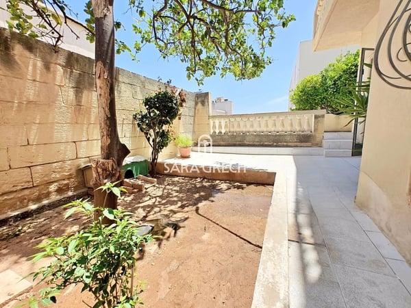 House in Saint John - view 1