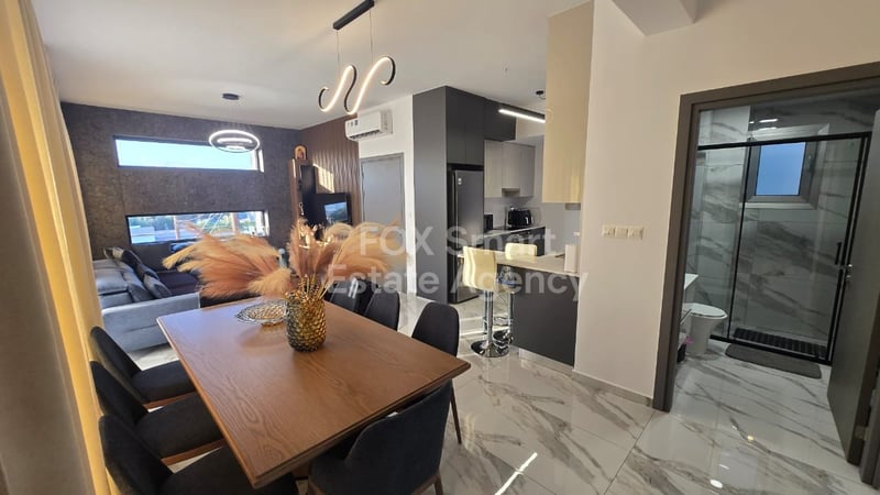 Apartment in Kato Polemidia - view 1