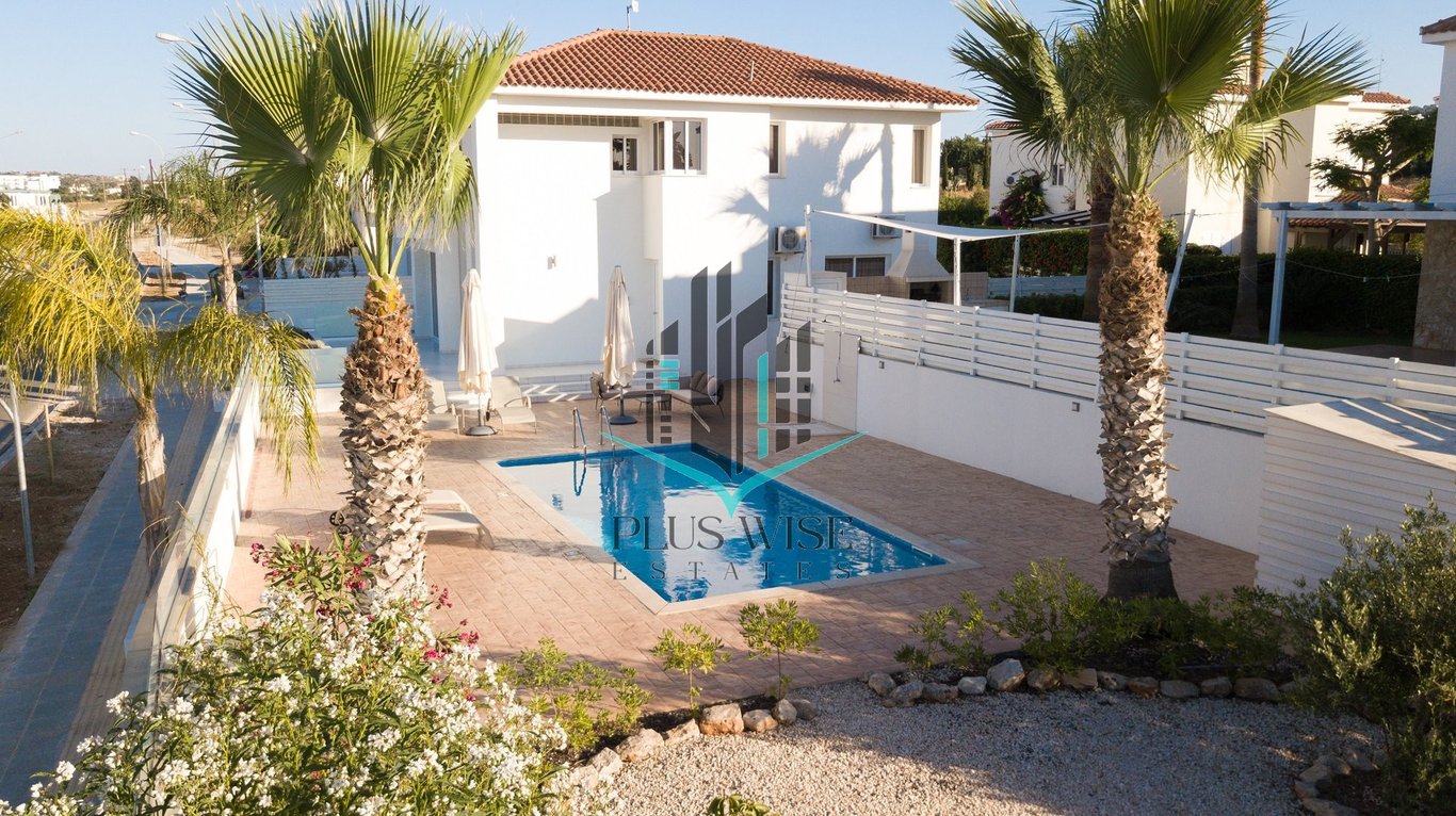 Villa in Pernera - Image 3