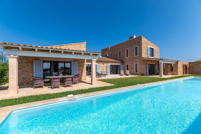 Farm, Ranch or Equestrian in Santanyi - view 1