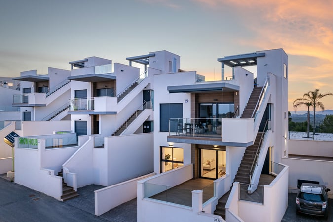 House in San Miguel de Salinas - view 1