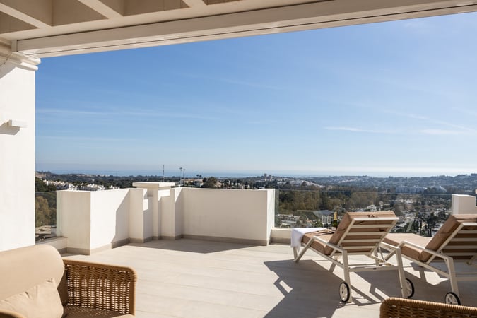 Apartment in Marbella - view 1