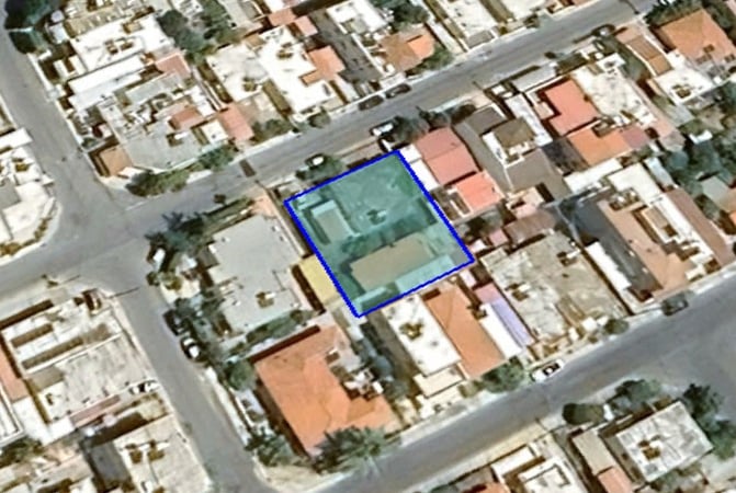 House in Agios Nikolaos - view 1