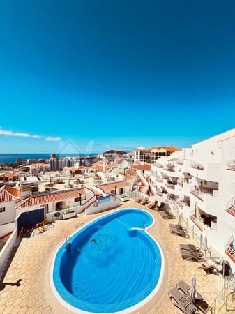 Penthouse in Los Cristianos - view 1