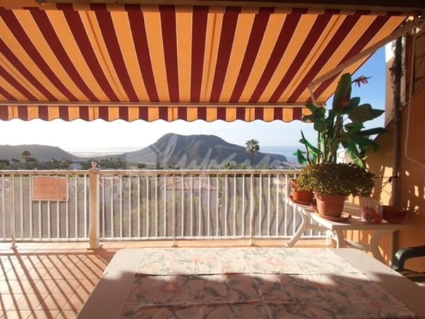 Apartment in Arona - view 1