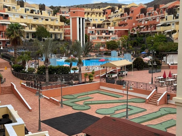 Penthouse in Los Cristianos - view 1