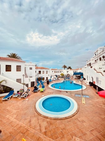 Apartment in Los Cristianos - view 1