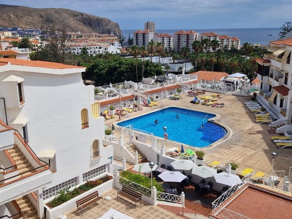 Apartment in Los Cristianos - view 1