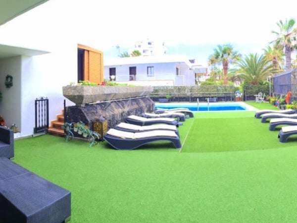 Villa in Playa de las Americas - view 1