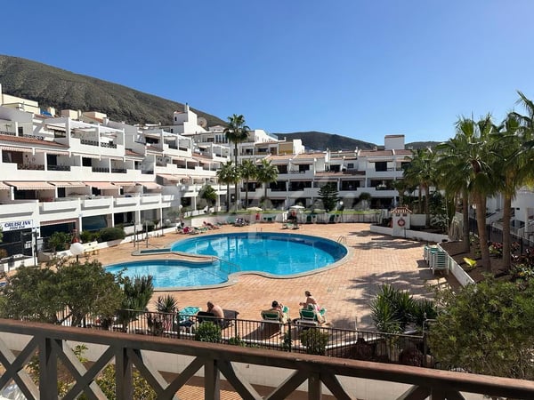 Apartment in Los Cristianos - view 1