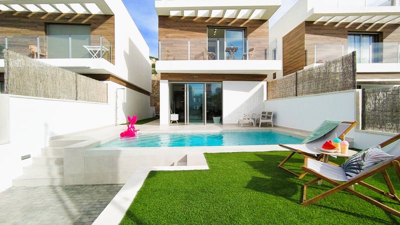 Villa in Urbanizacion los Balcones - view 1