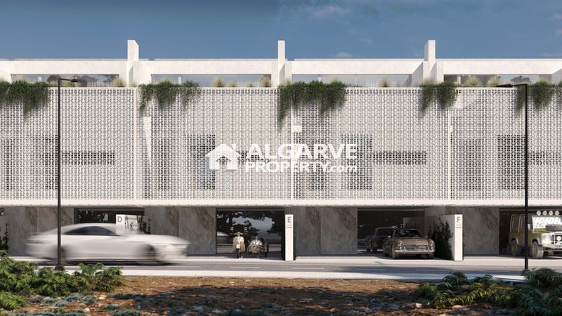 Villa in Quarteira - view 1