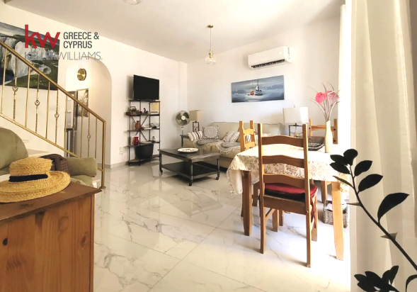 House in Kato Paphos - view 1