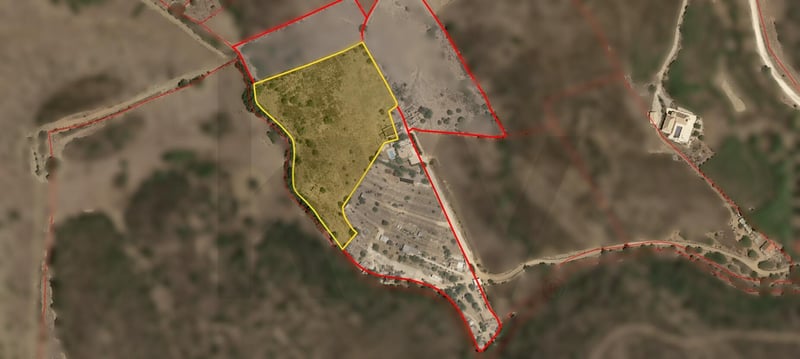 Land in Portimao - view 1