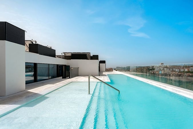 Apartment in Alges - view 1