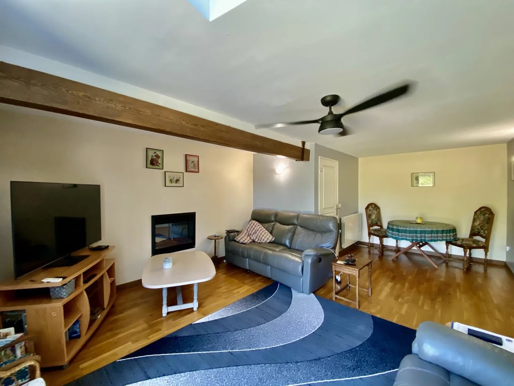 House in Montmorillon - Image 3