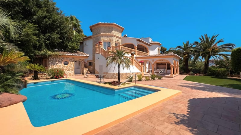 Villa in Moraira - view 1