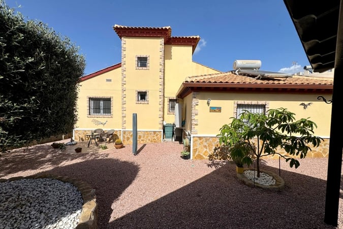 Villa in Ciudad Quesada - view 1