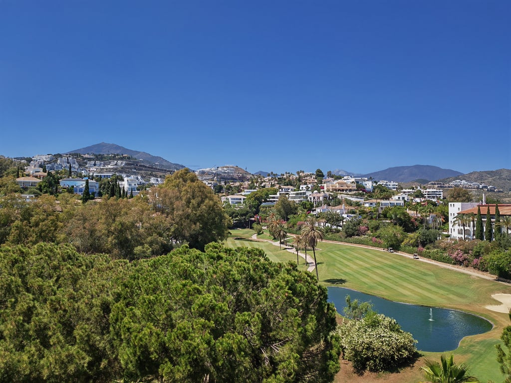 House in Atalaya Isdabe - Image 3