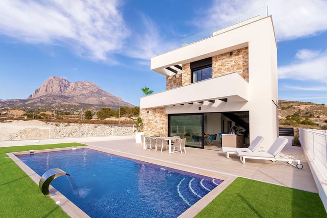 House in Finestrat - view 1
