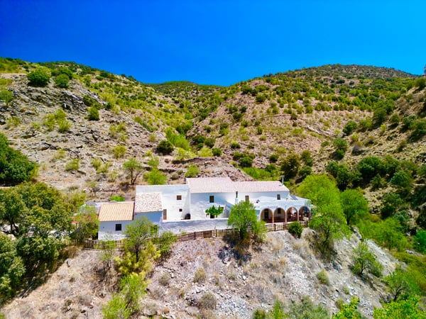 Villa in El Reul Alto - view 1