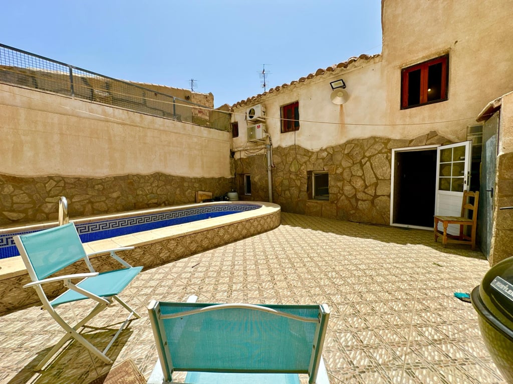 House in La Perulera - Image 3