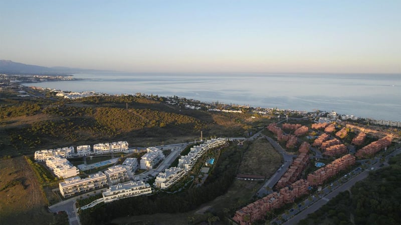 Apartment in Estepona - view 1