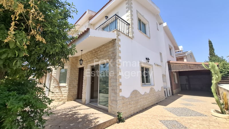 House in Ayios Vasilios - view 1
