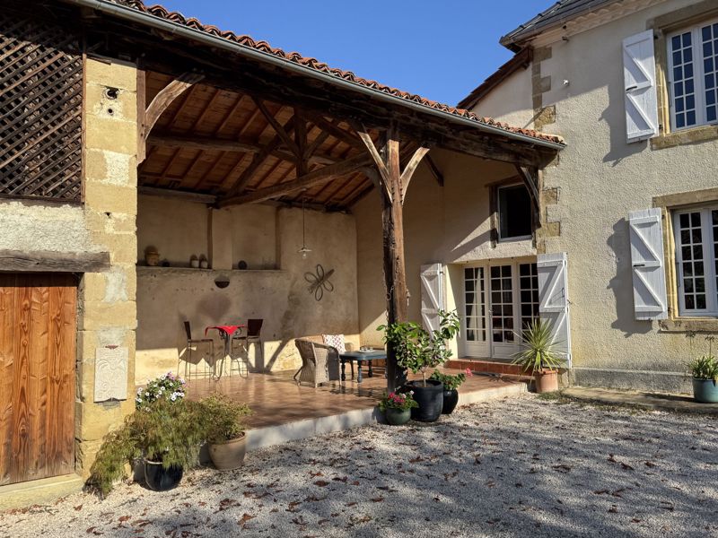 House in Masseube - Image 2