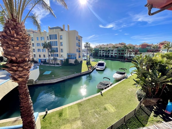 Apartment in Sotogrande - view 1