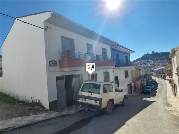 House in Alcala la Real - view 1