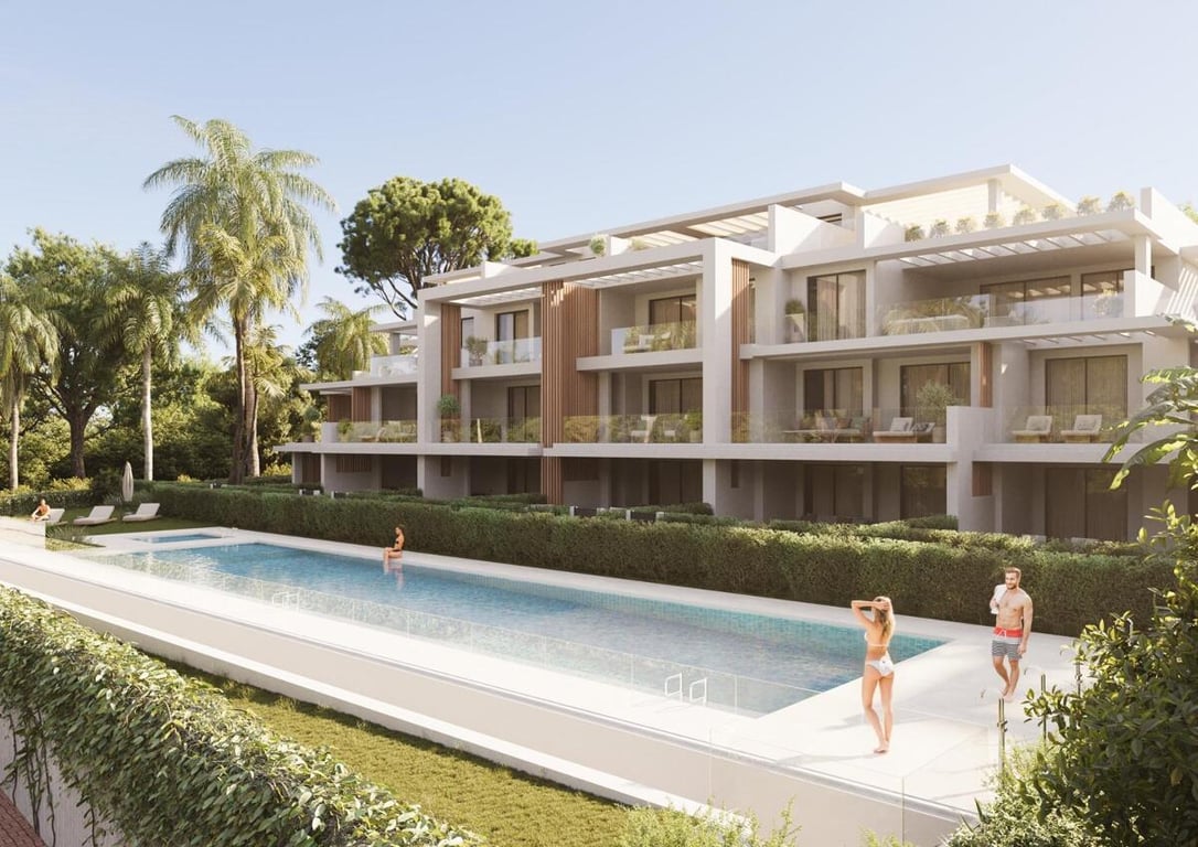 Apartment in Estepona - Image 2