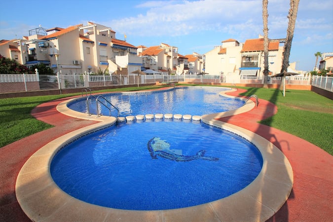 Penthouse in Playa Flamenca - view 1