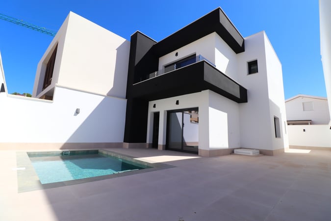 House in Heredades - view 1