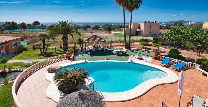 House in Es Cana - view 1