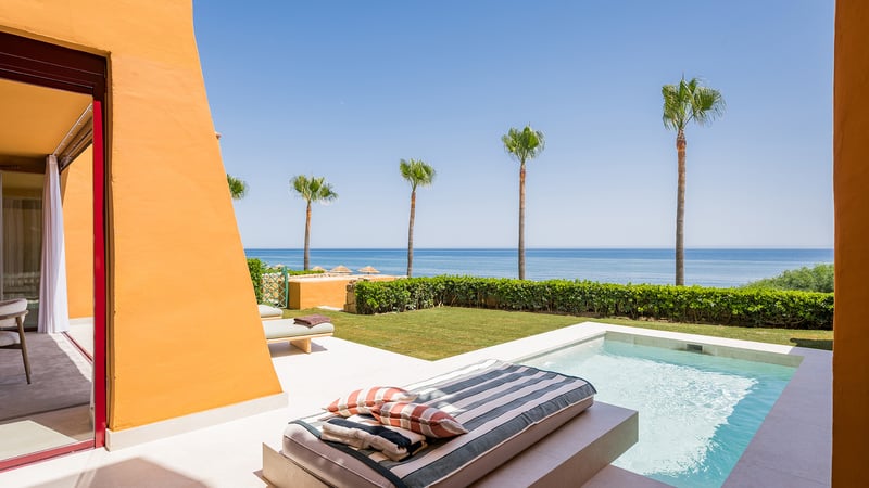 House in Estepona - view 1