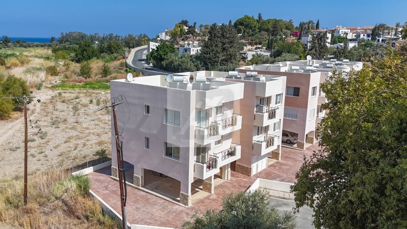 Apartment in Polis Chrysochous - view 1