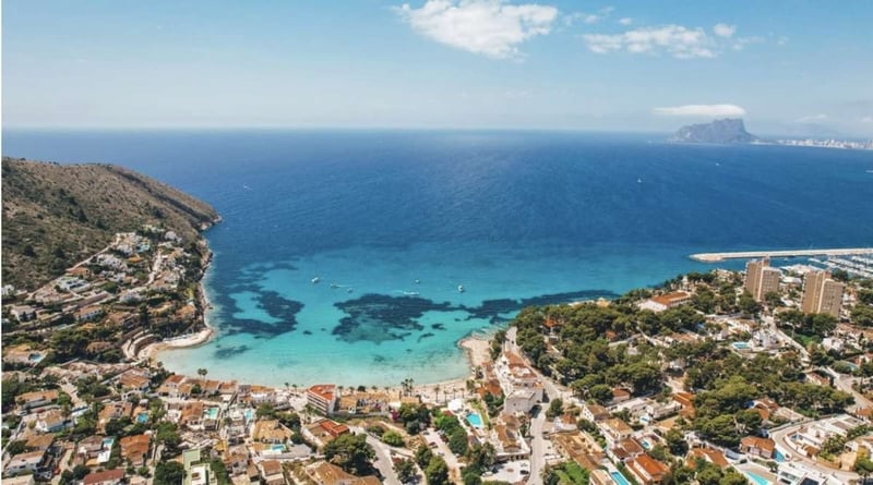 Villa in Moraira - view 1