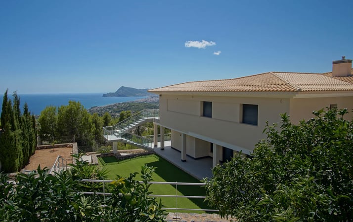 Villa in Altea - view 1