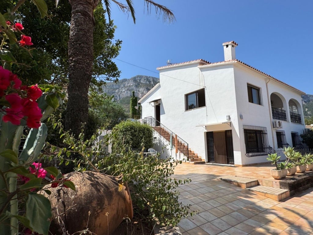 Villa in Denia - Image 3