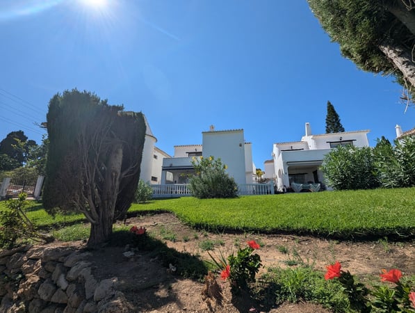 House in Sitio de Calahonda - view 1