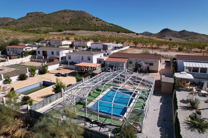 Villa in Oria - view 1