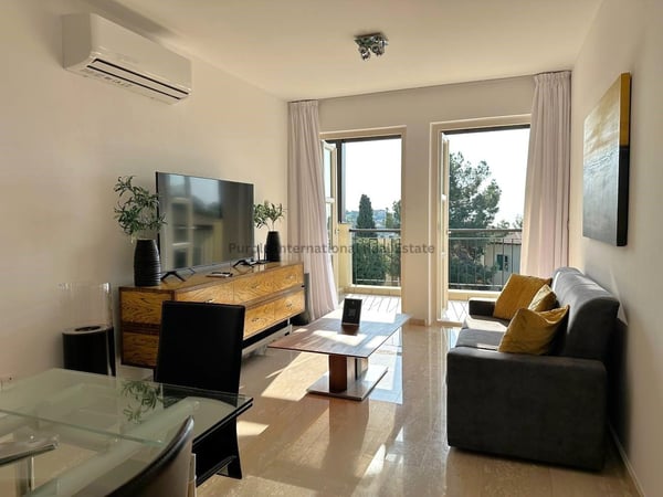 Apartment in Kouklia - view 1