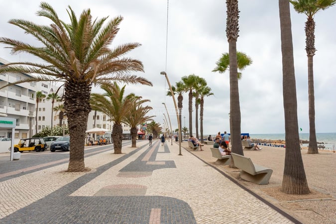 Apartment in Quarteira - view 1