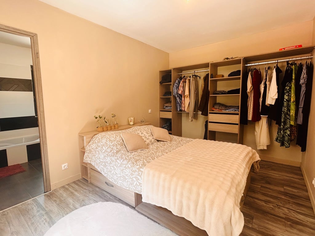 House in Gourdon - Image 3