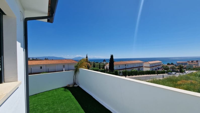 Villa in Manilva - view 1
