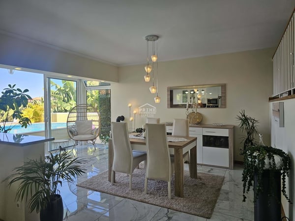 House in Arco da Calheta - view 1